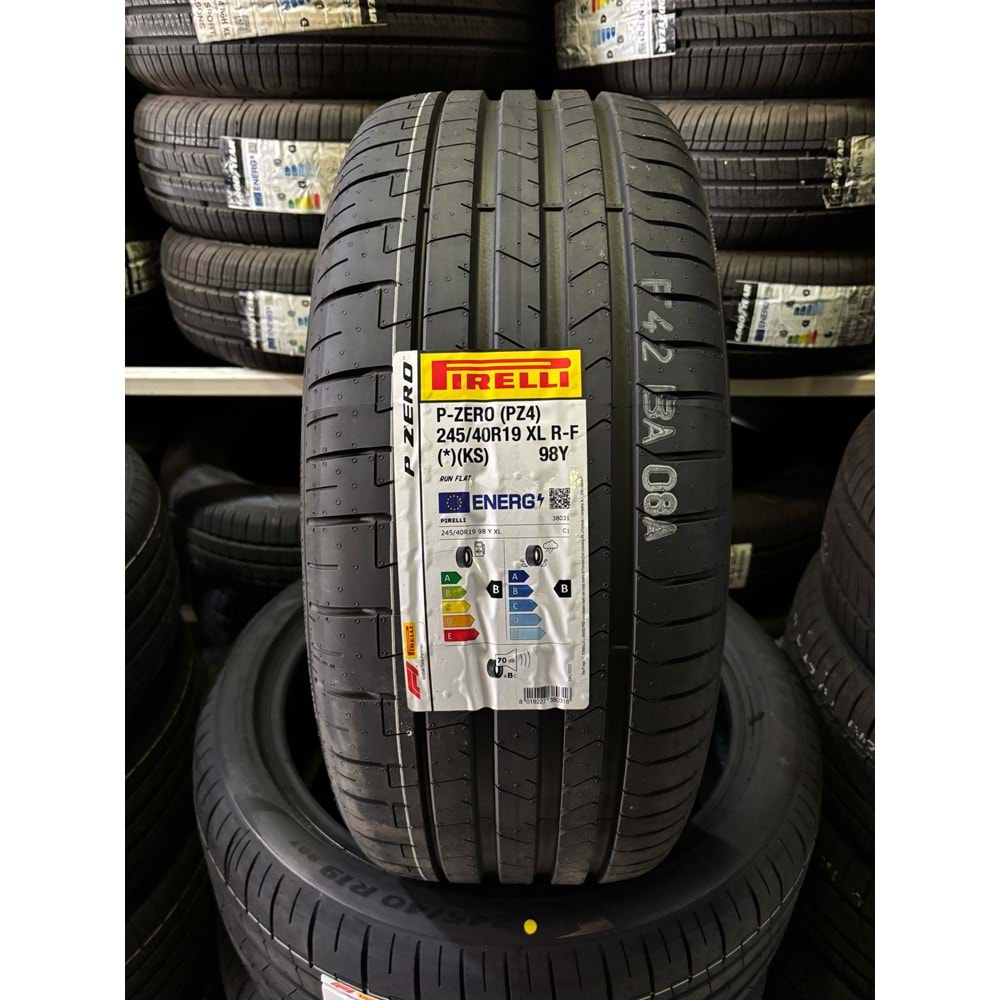245/40R19 98Y XL Pirelli P-zero Pz4 RFT *