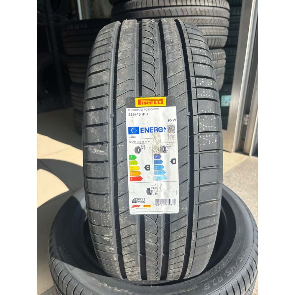 225/45R18 95W XL Pirelli Cinturato Rosso