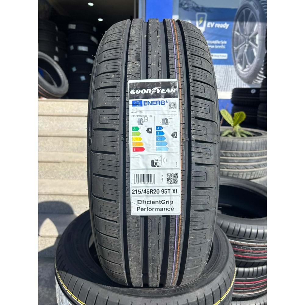 215/45R20 95T XL Goodyear Efficientgrip Performance + FP