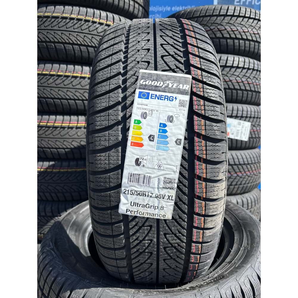 215/50R17 95V XL Goodyear Ultragrip 8 Performance M+S FP