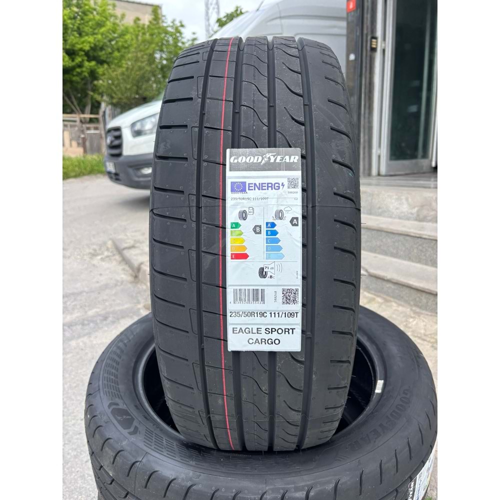 235/50R19C 111/109T Goodyear Eagle Sport Cargo