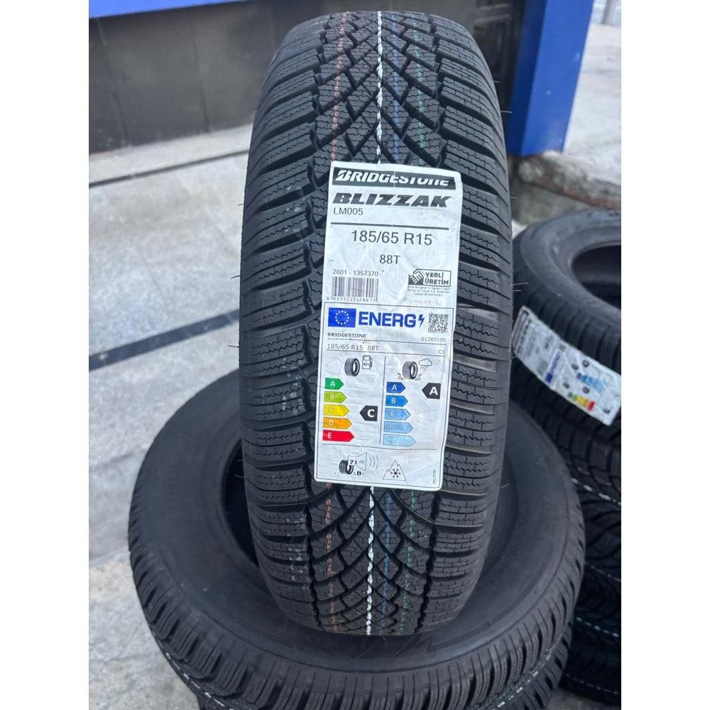 185/65R15 88T Bridgestone Blizzak Lm005 M+S