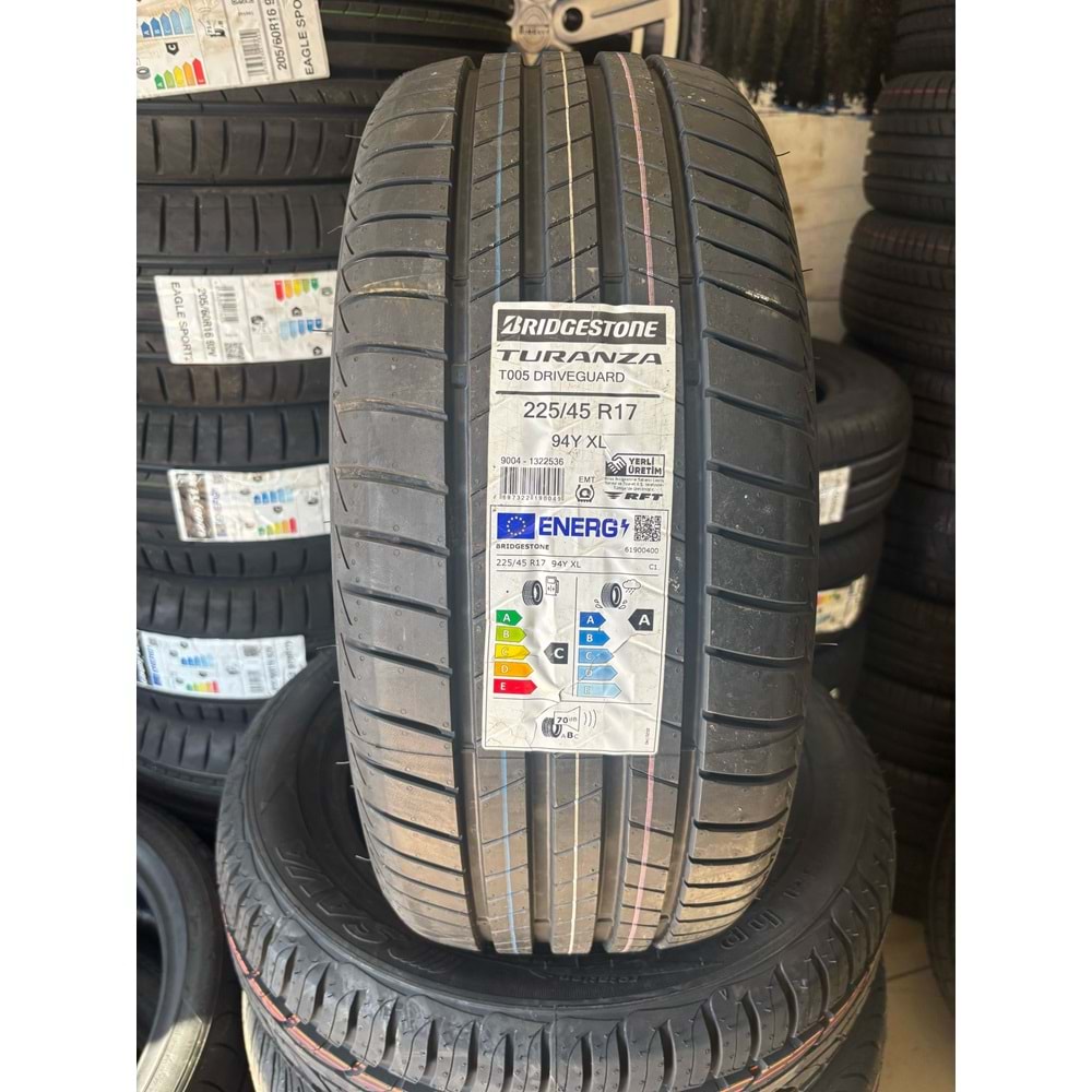 225/45R17 94Y XL Bridgestone T005 Driveguard RFT