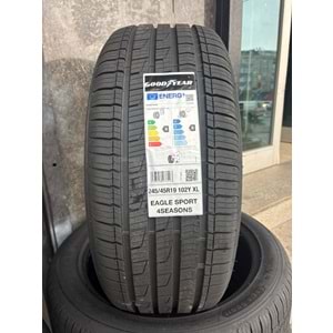 245/45R19 102Y XL Goodyear Eagle Sport 4Seasons