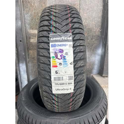 195/60R15 88H Goodyear Ultragrip 8 M+S