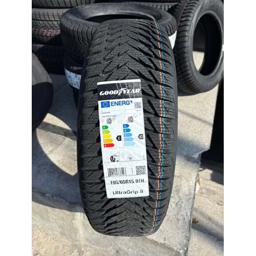 195/65R15 91H Goodyear Ultragrip 8 M+S