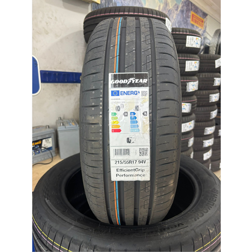 215/55R17 94V Goodyear Efficientgrip Performance