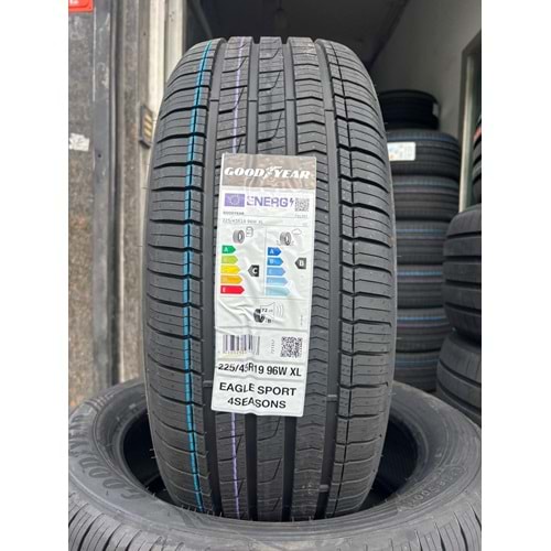 225/45R19 96W Goodyear Eagle Sport 4Seasons